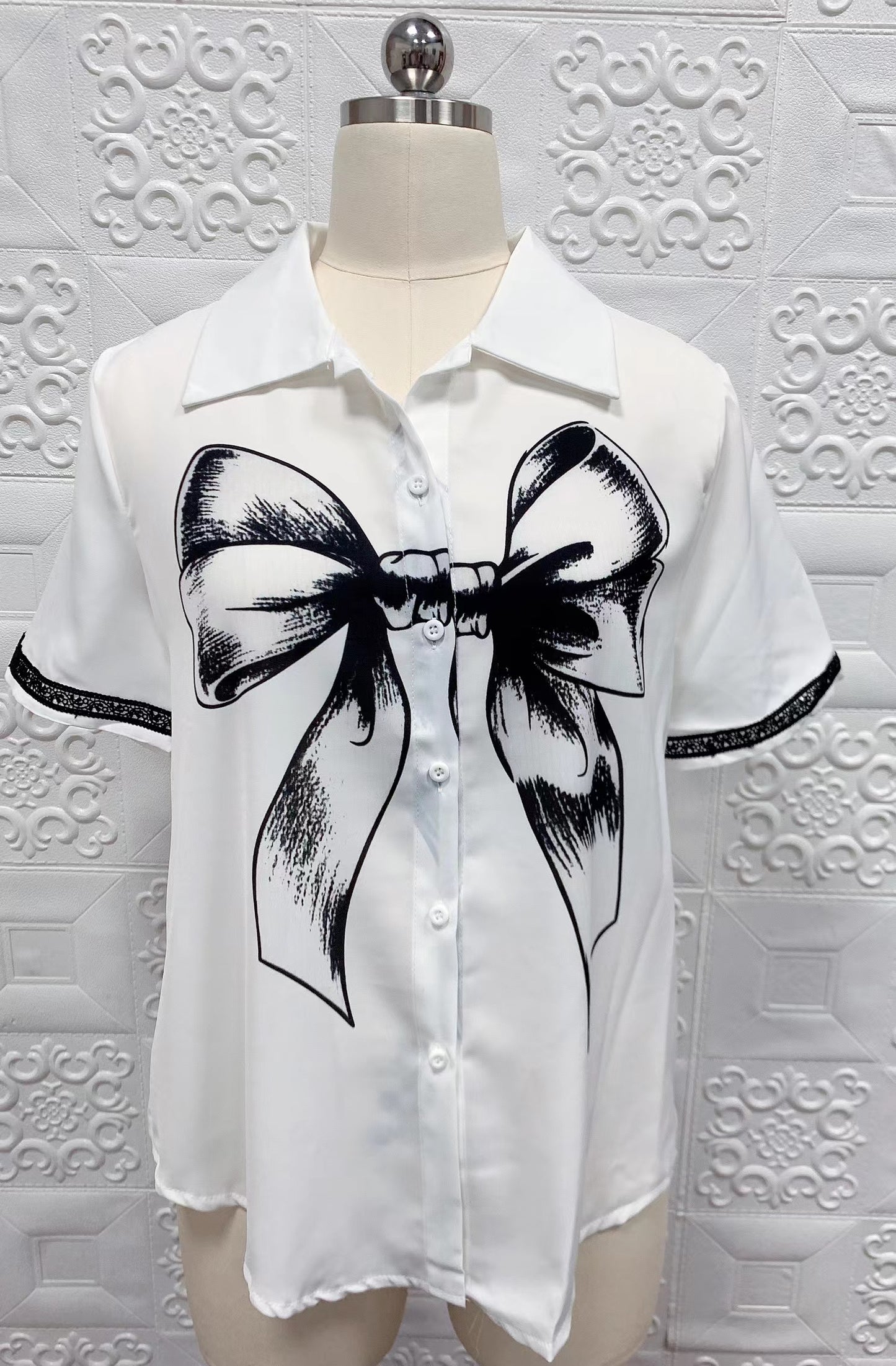 TOP PTINTING BUTTRTFLY SHIRT SHORT SLEEVES