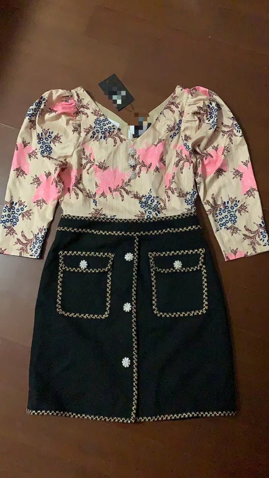 DRESS