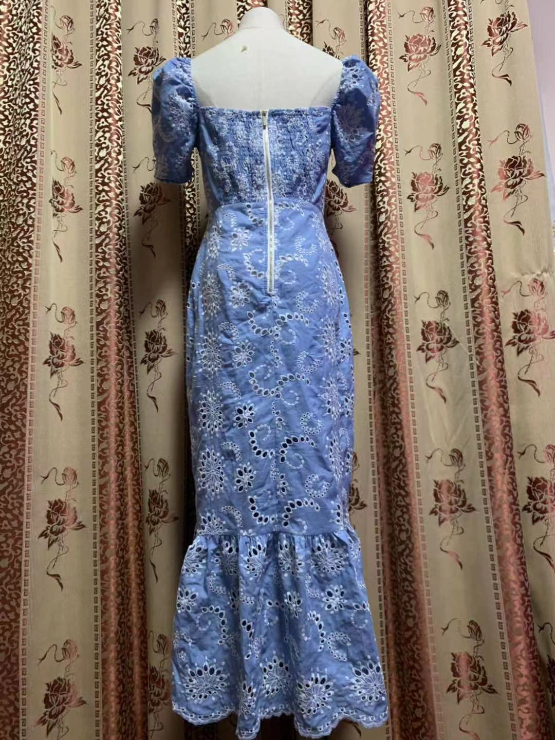 DRESS EMBOIDERY FLOWERS DRESS