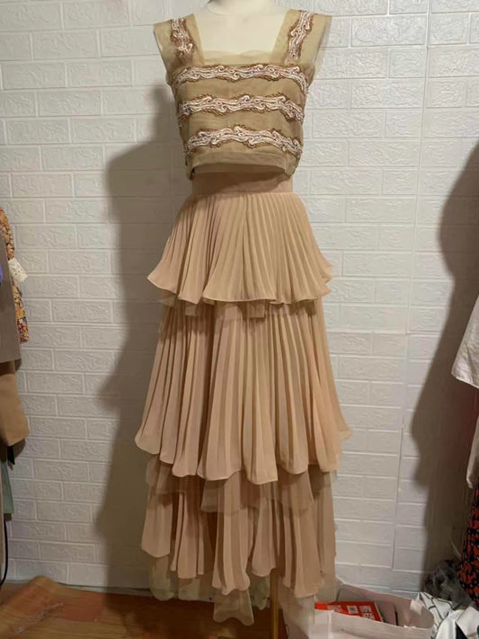 ONE SET EMBROIDERY FLOWERS TOP AND CHIFFON SKIRTS