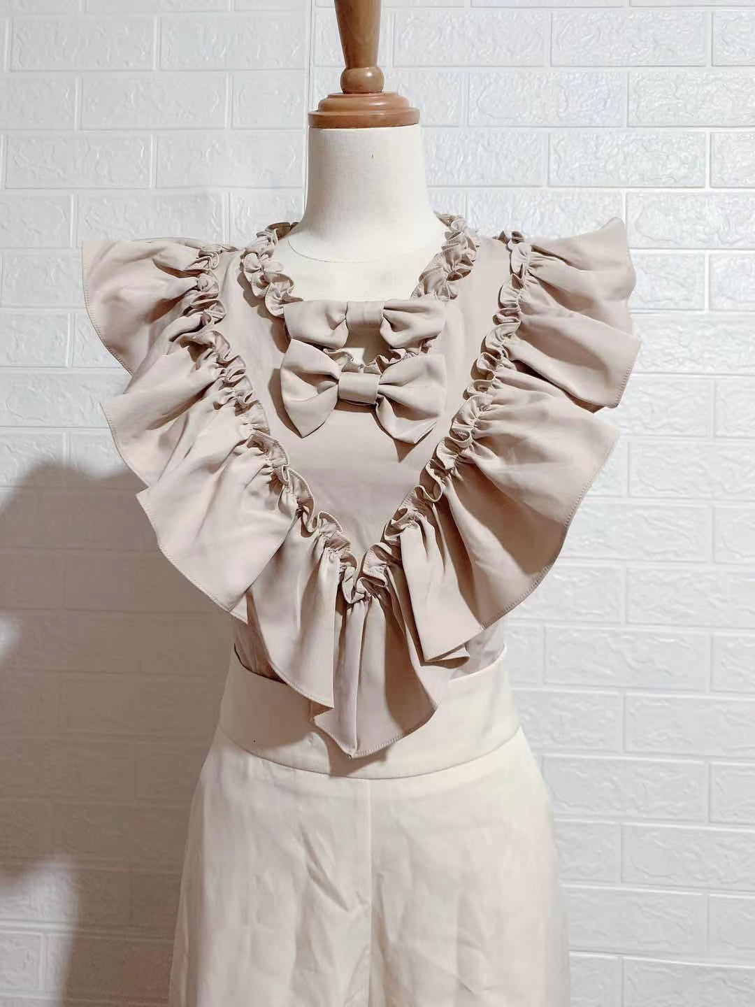 ONE SET TOP AND LONG PANTS