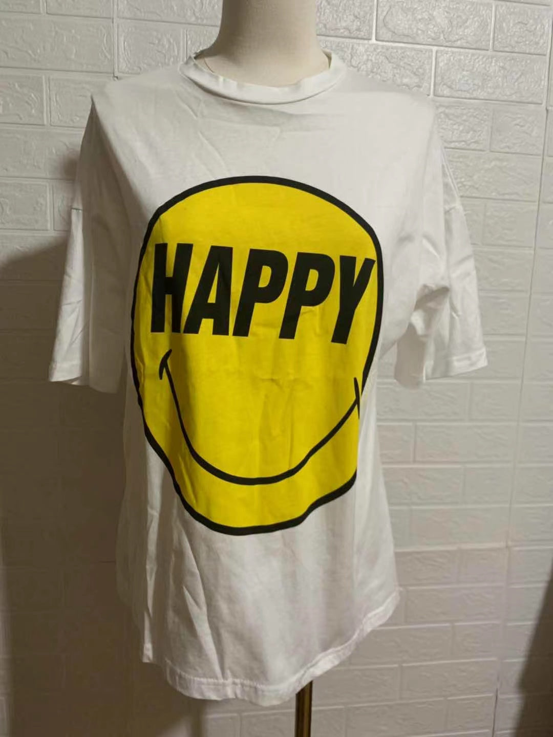 T-SHIRT AND SWEATS