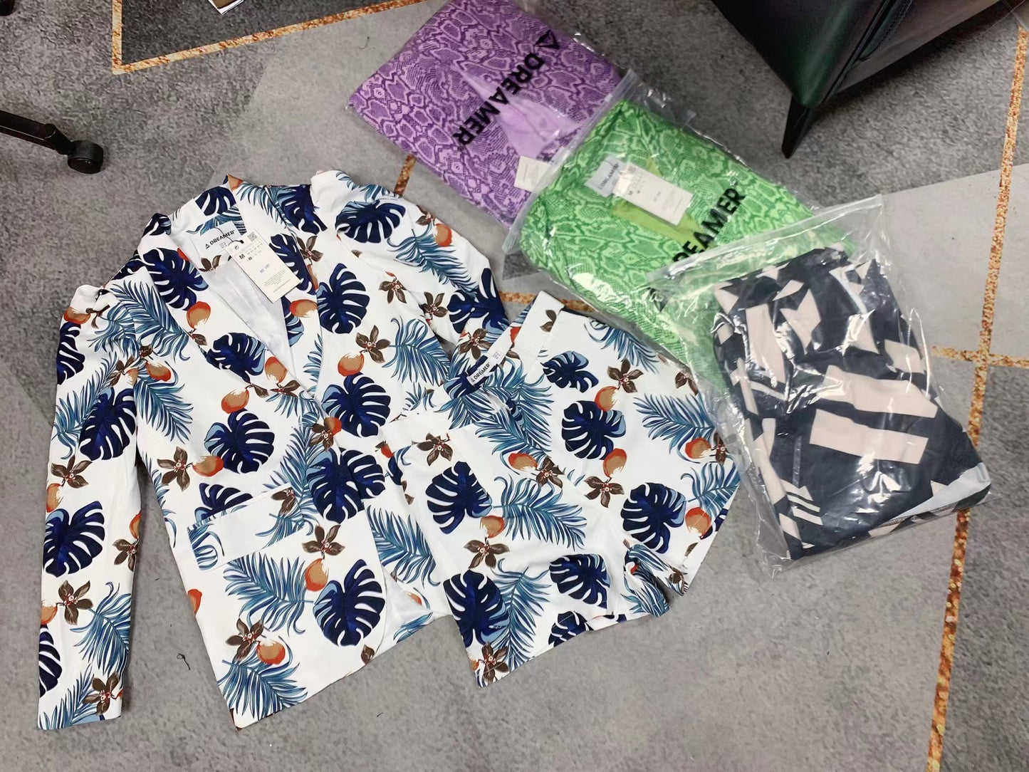 BLAZER ONE SET SHORT PANTS LONG SLEEVES PRINTING BLAZER