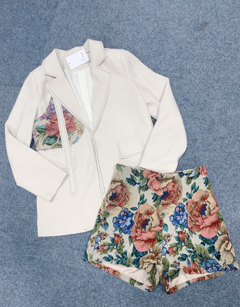 BLAZER ONE SET SHORT PANTS LONG SLEEVES BLAZER