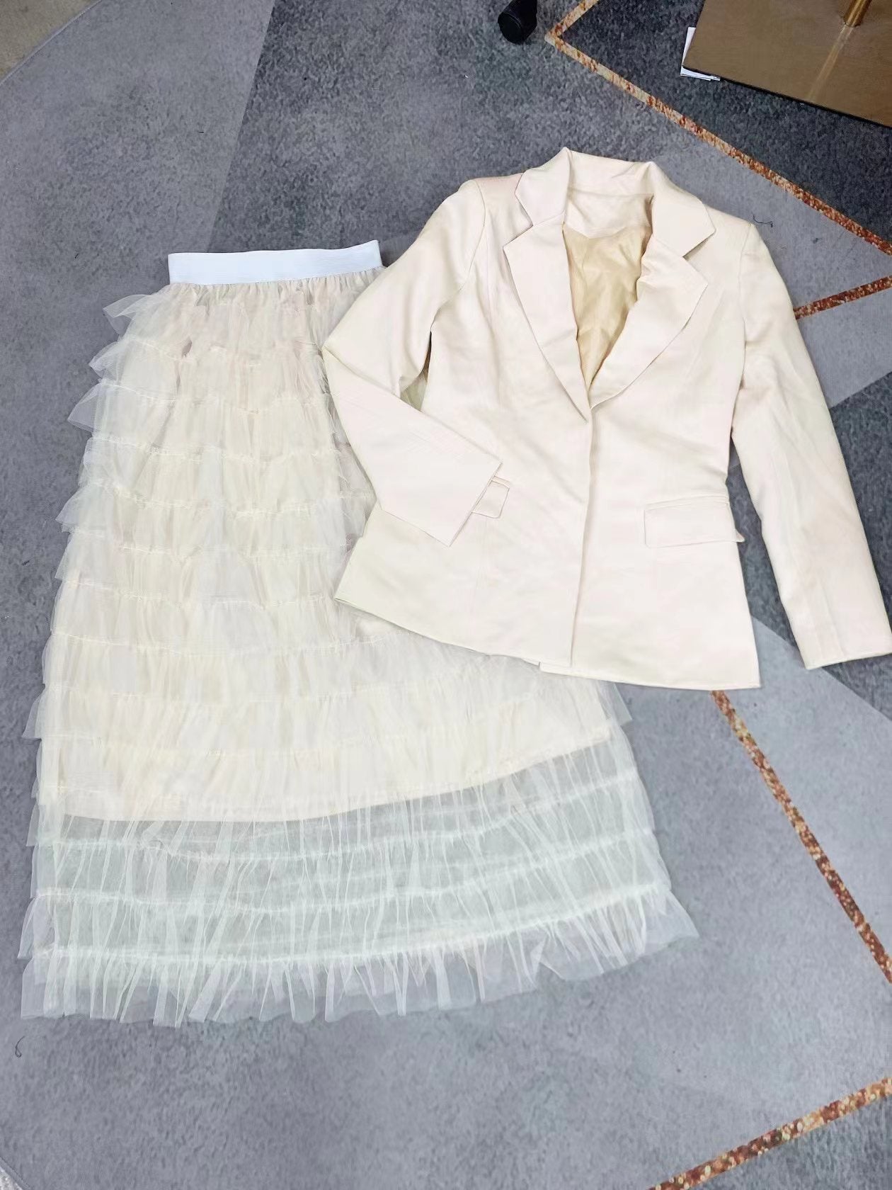 BLAZER ONE SET MESH FABRIC LACE SKIRTS LONG SLEEVES BLAZER